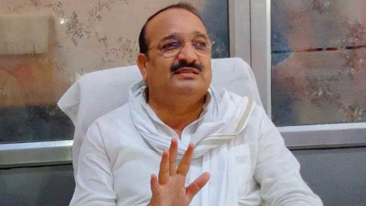 राहुल और प्रियंका गांधी निषेधाज्ञा तोड़ने के लिए आतुर हैं : दिनेश प्रताप सिंह